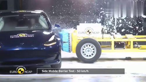 国产电动车撞车测试视频,揭秘安全性能与耐撞实力