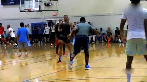 国产威少比赛视频