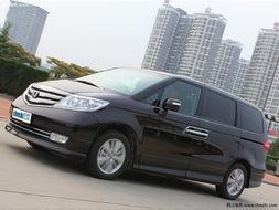 国产mpv车型试驾视频,空间巨兽与舒适驾乘的完美融合